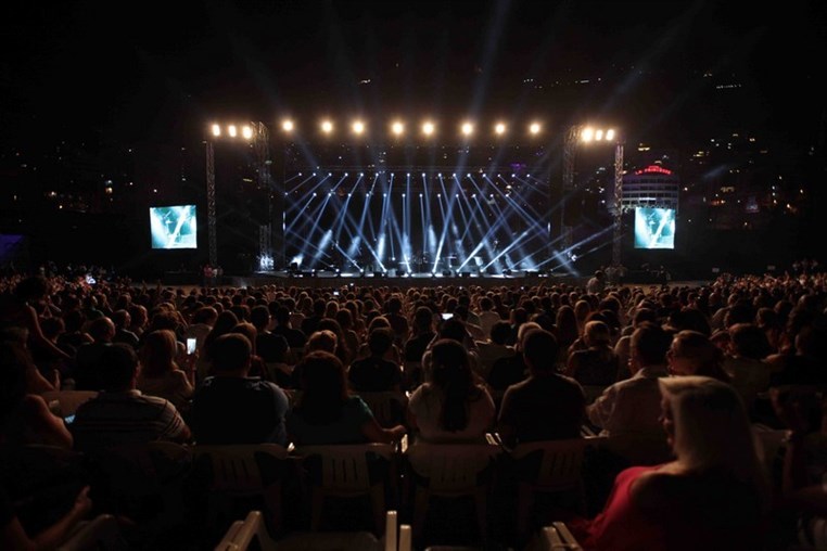 Johnny Hallyday at Jounieh Festival